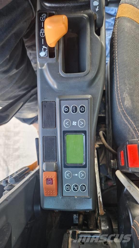 CASE CX 130 D Roomikekskavaatorid