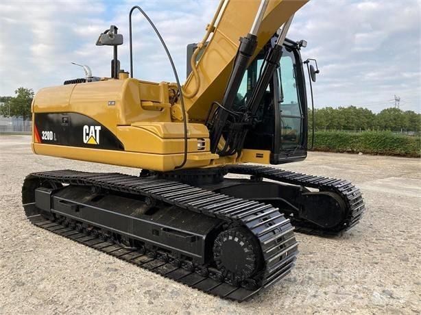 CAT 320 D L Roomikekskavaatorid