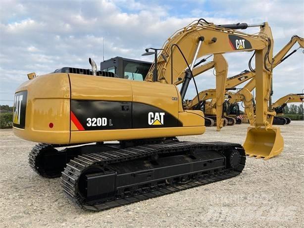 CAT 320 D L Roomikekskavaatorid