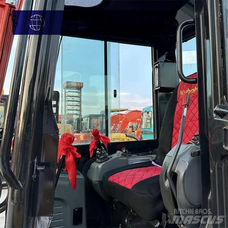 Kubota KX 155 Roomikekskavaatorid