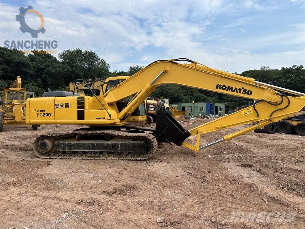 Komatsu PC 200-6 Crawler excavators