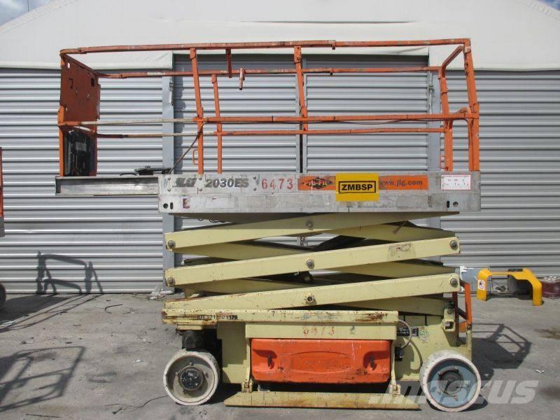 JLG 2030 ES Käärtõstukid