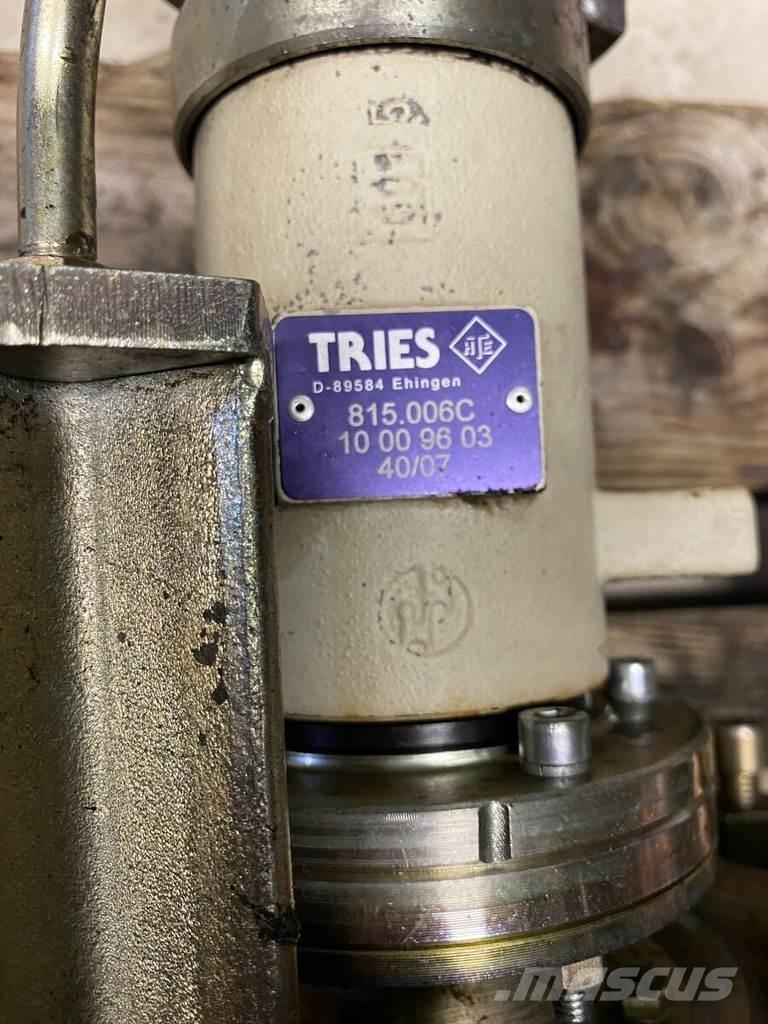 Liebherr A934C Hüdraulika