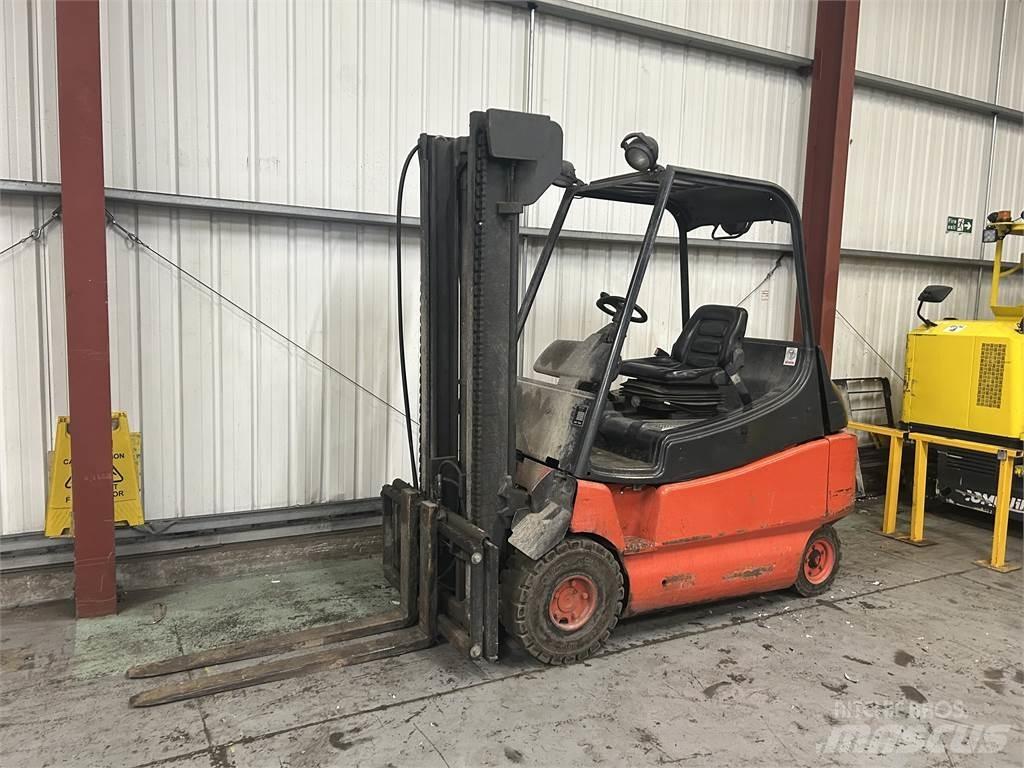 Linde E30-02 Elektritõstukid