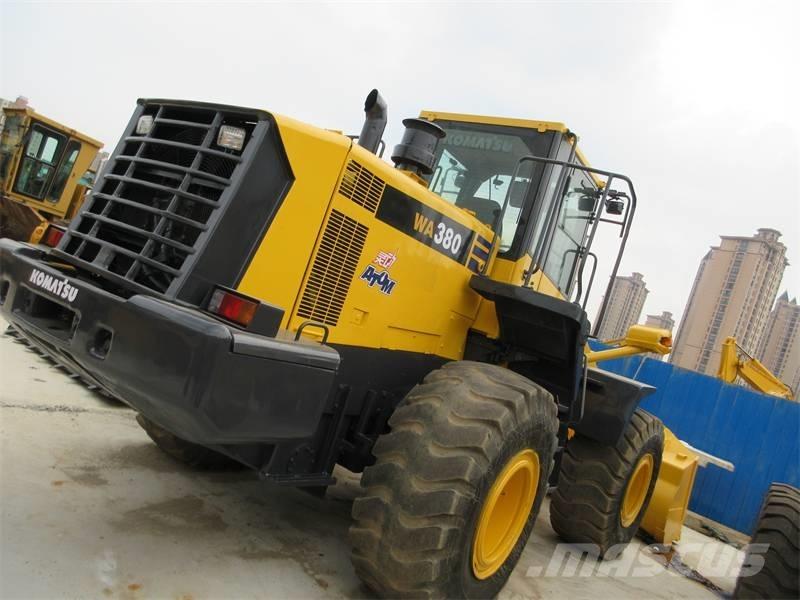 Komatsu WA 380 Rataslaadurid