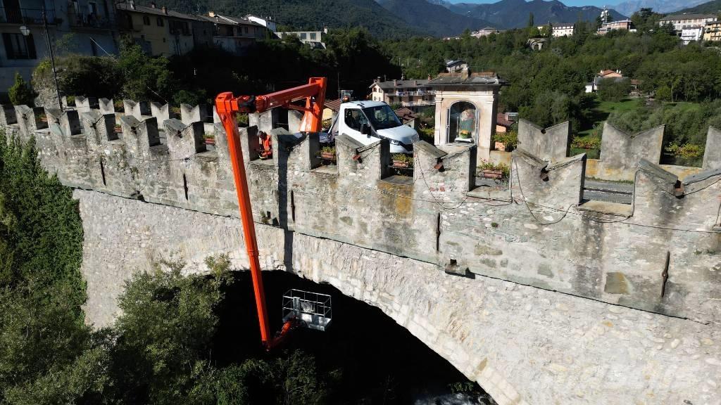 APS TB22-9 "Up&Down" Auto korvtõstukid