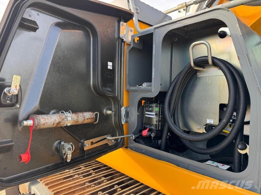 Liebherr R922 LC Roomikekskavaatorid