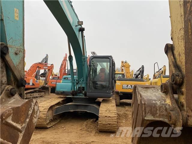 Kobelco SK 210 Roomikekskavaatorid