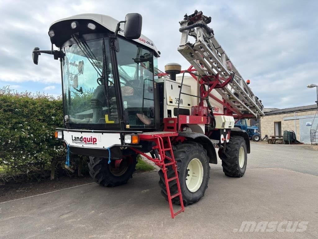 Landquip 3500 Iseliikuvad pritsid