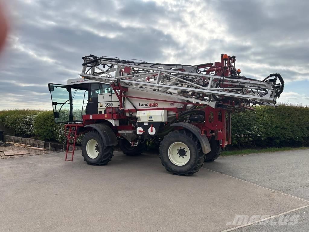 Landquip 3500 Iseliikuvad pritsid