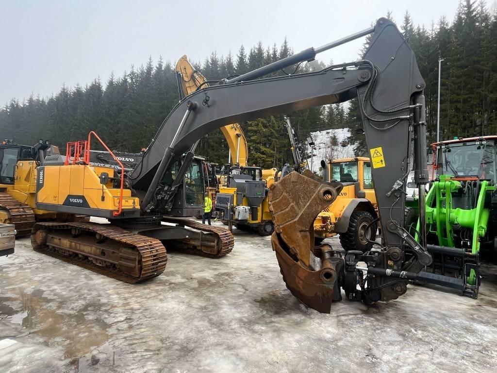 Volvo EC 300 E Roomikekskavaatorid