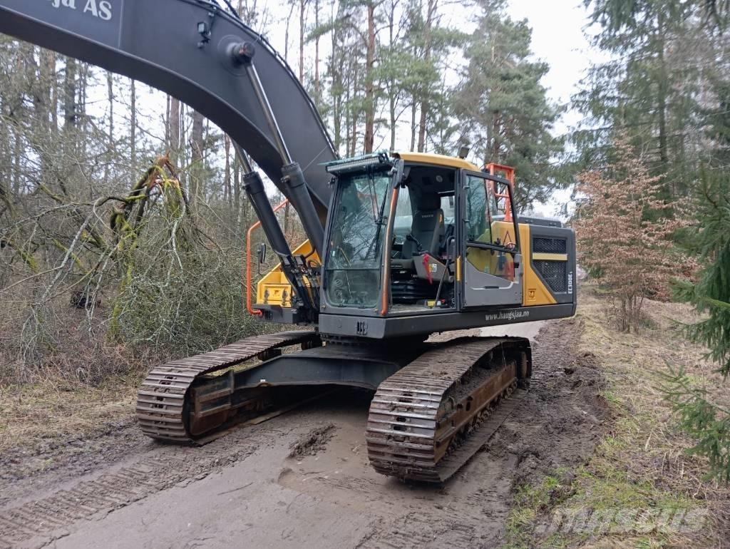 Volvo EC 300 E Roomikekskavaatorid