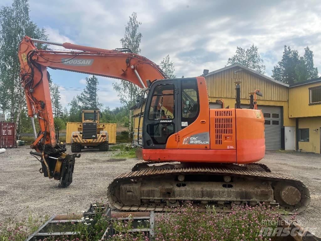 Doosan DX 235 LCR Roomikekskavaatorid