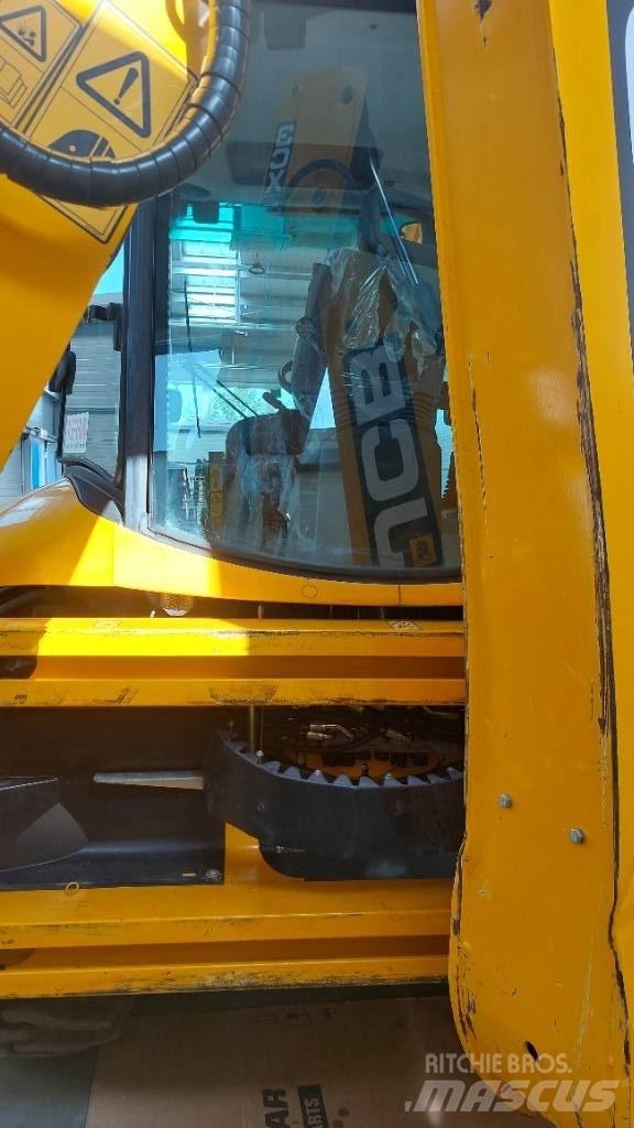 JCB 3 CX Plus Ekskavaatorlaadurid