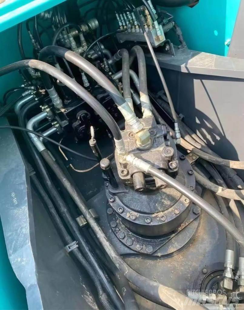 Kobelco SK 260 LC Roomikekskavaatorid