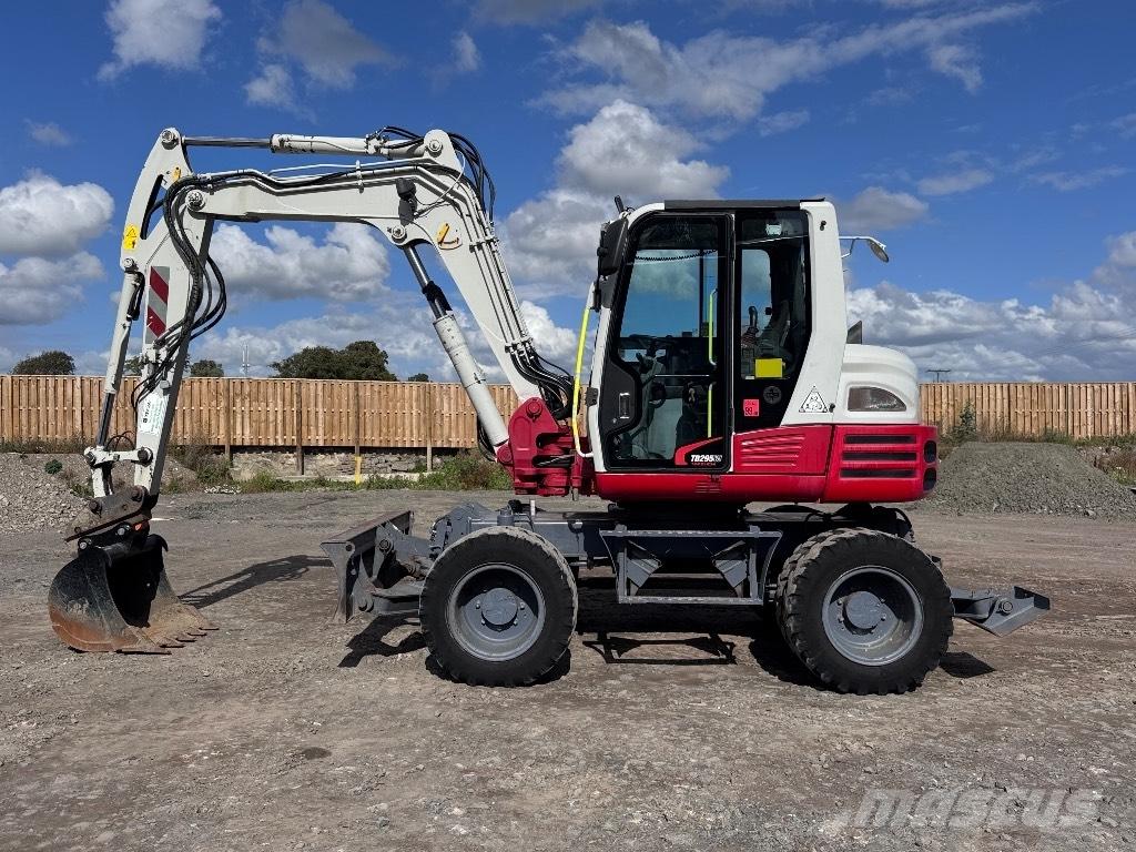 Takeuchi TB 295 W Ratasekskavaatorid