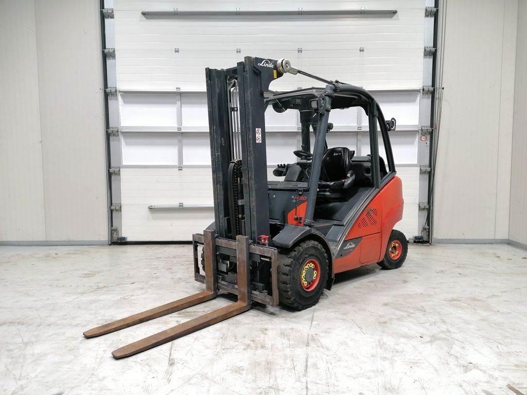 Linde H30T-02 Gaasitõstukid