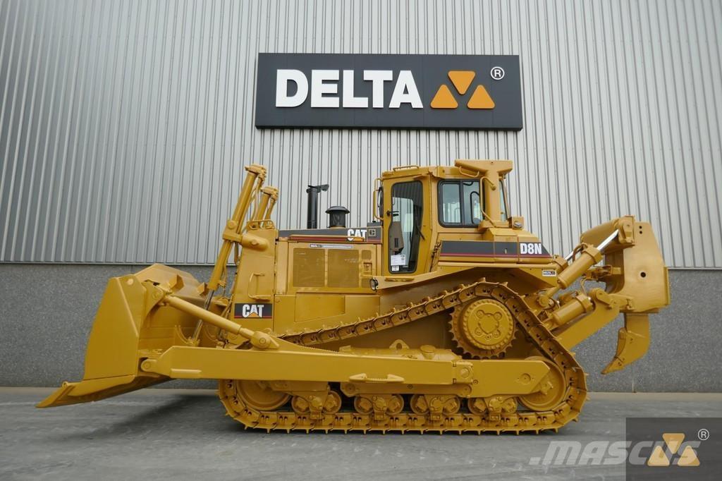 CAT D8N Buldooserid