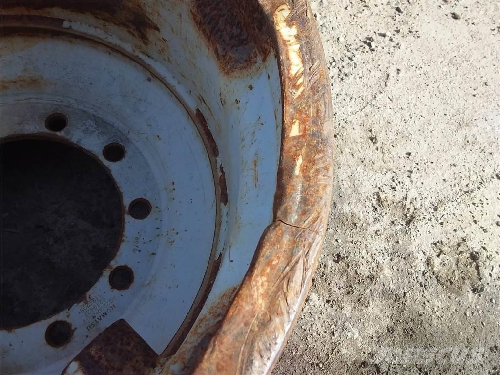 Valmet 890 20x26,5 Rehvid, rattad ja veljed