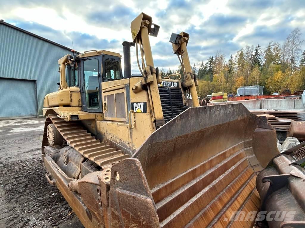 CAT D 8 N Buldooserid