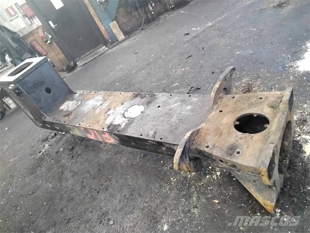 Komatsu 895 Muud osad