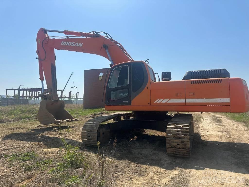 Doosan DX 380 LC Roomikekskavaatorid