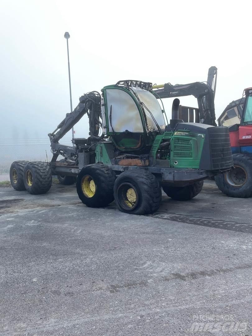 John Deere 1210E Forwarderid
