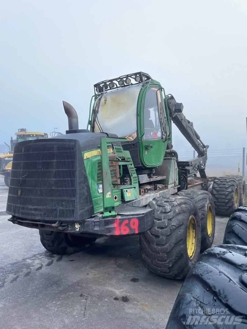 John Deere 1210E Forwarderid