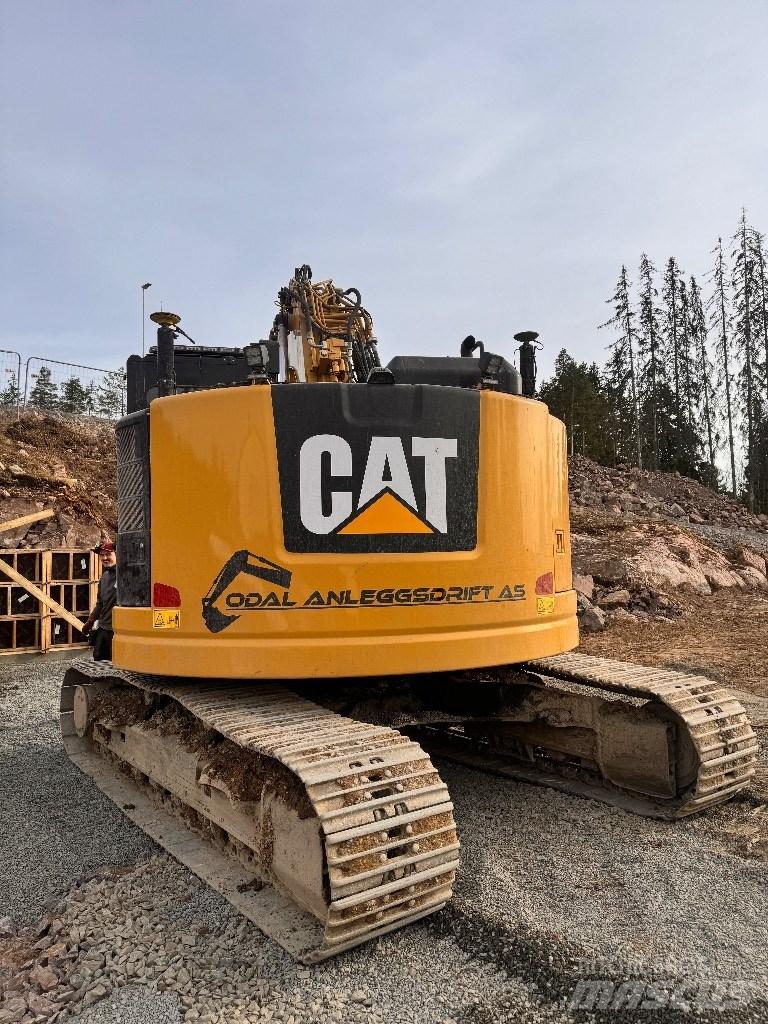 CAT 325 FL CR Roomikekskavaatorid