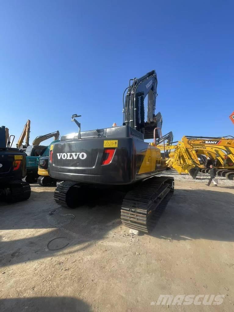 Volvo EC 300 Roomikekskavaatorid