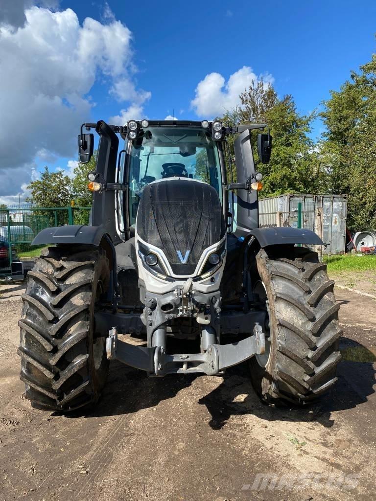 Valtra T 235 Traktorid