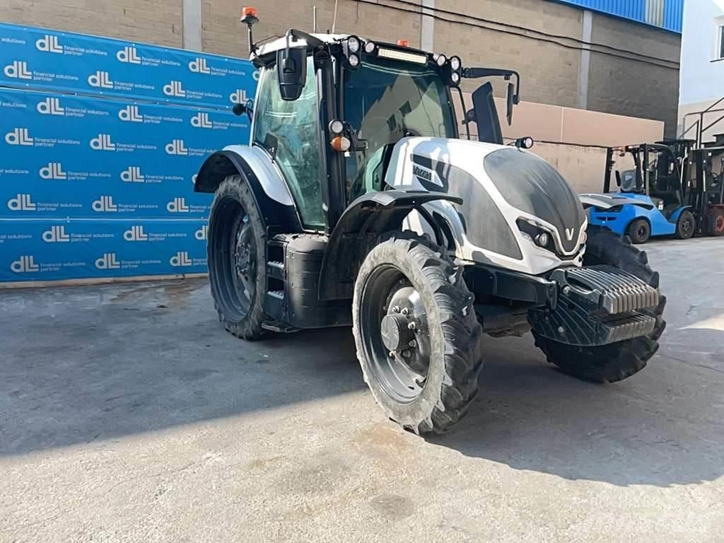Valtra G135 Traktorid