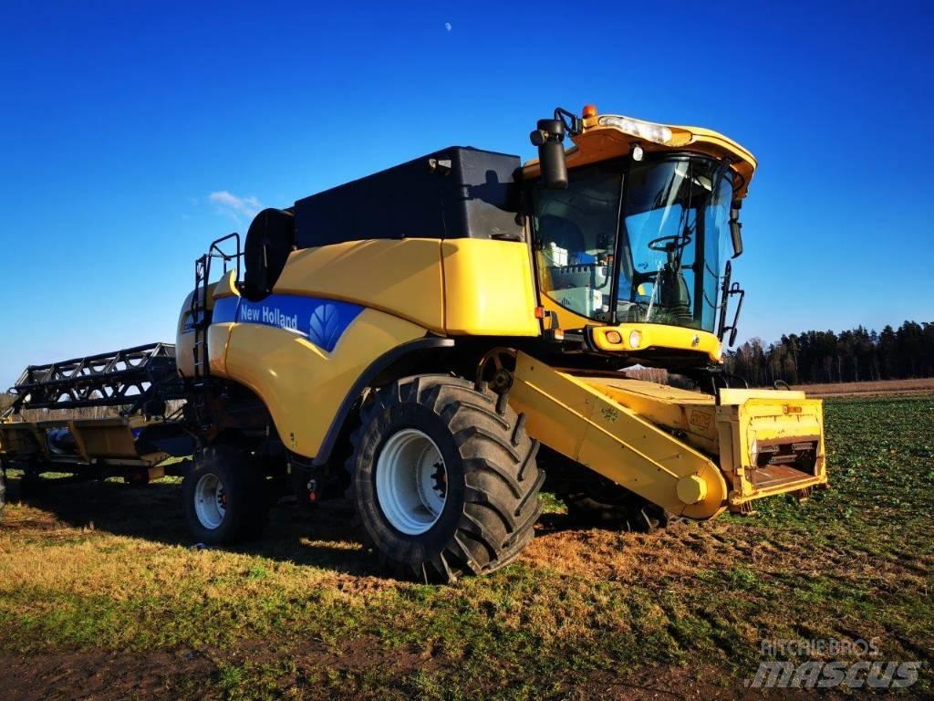New Holland CX 8080 Teraviljakombainid