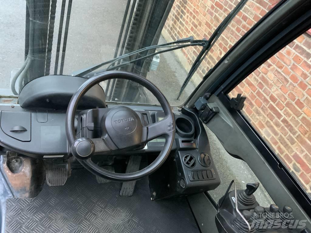 Toyota 02-8 FD F 30 Diiseltõstukid