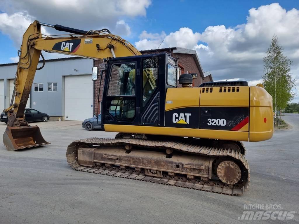 CAT 320 D II Roomikekskavaatorid