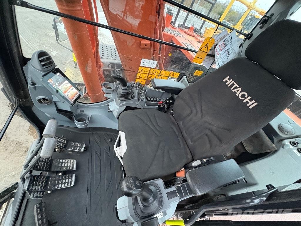 Hitachi ZX130LCN-7 Roomikekskavaatorid