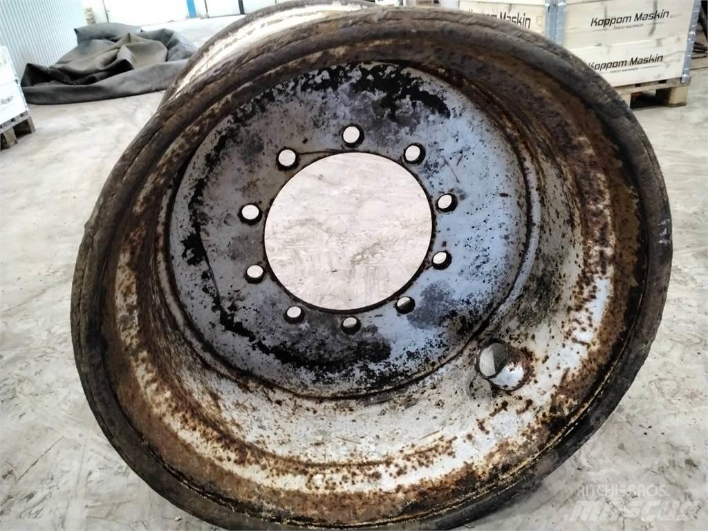 Valmet 836 20x26,5 Rehvid, rattad ja veljed