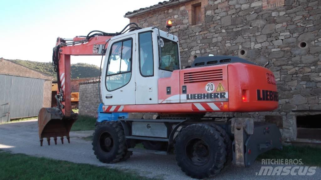 Liebherr A 900 C Ratasekskavaatorid