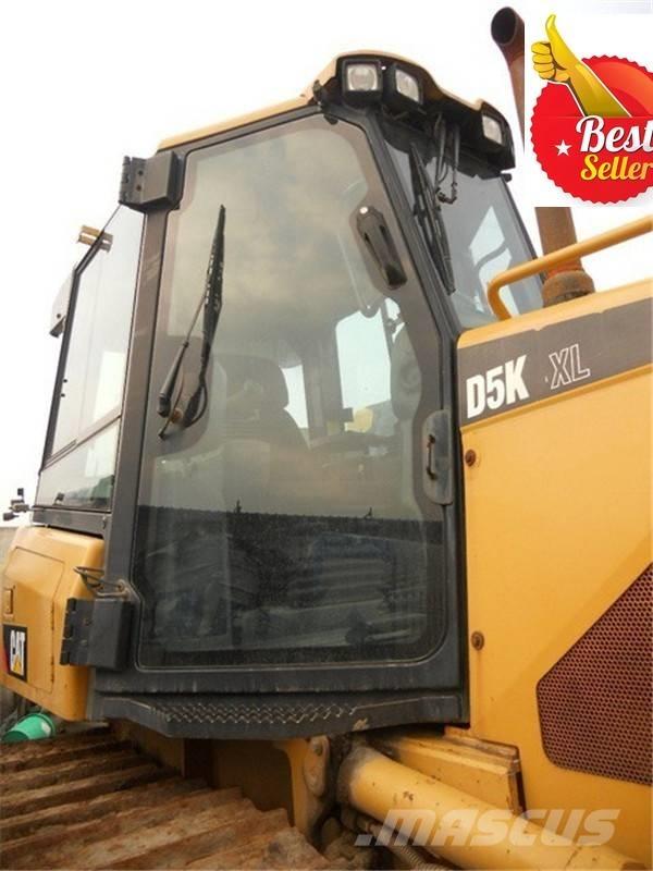 CAT D 5 K LGP Buldooserid