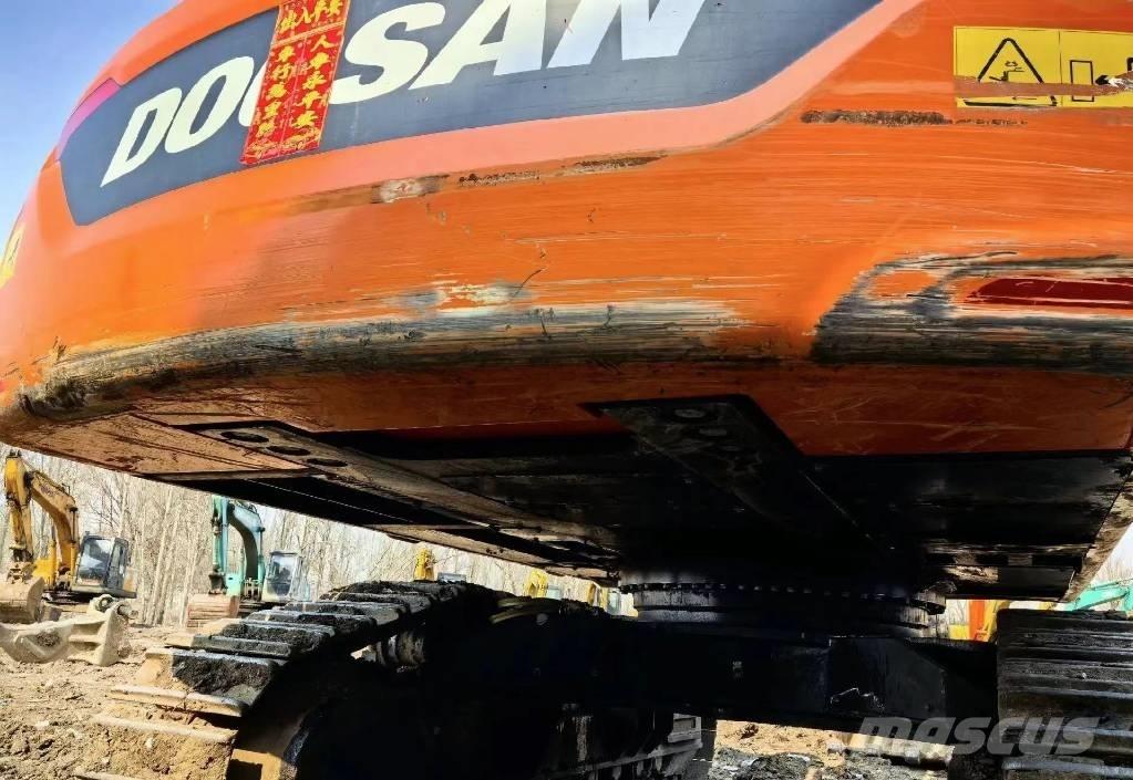 Doosan DX 500 LC Roomikekskavaatorid