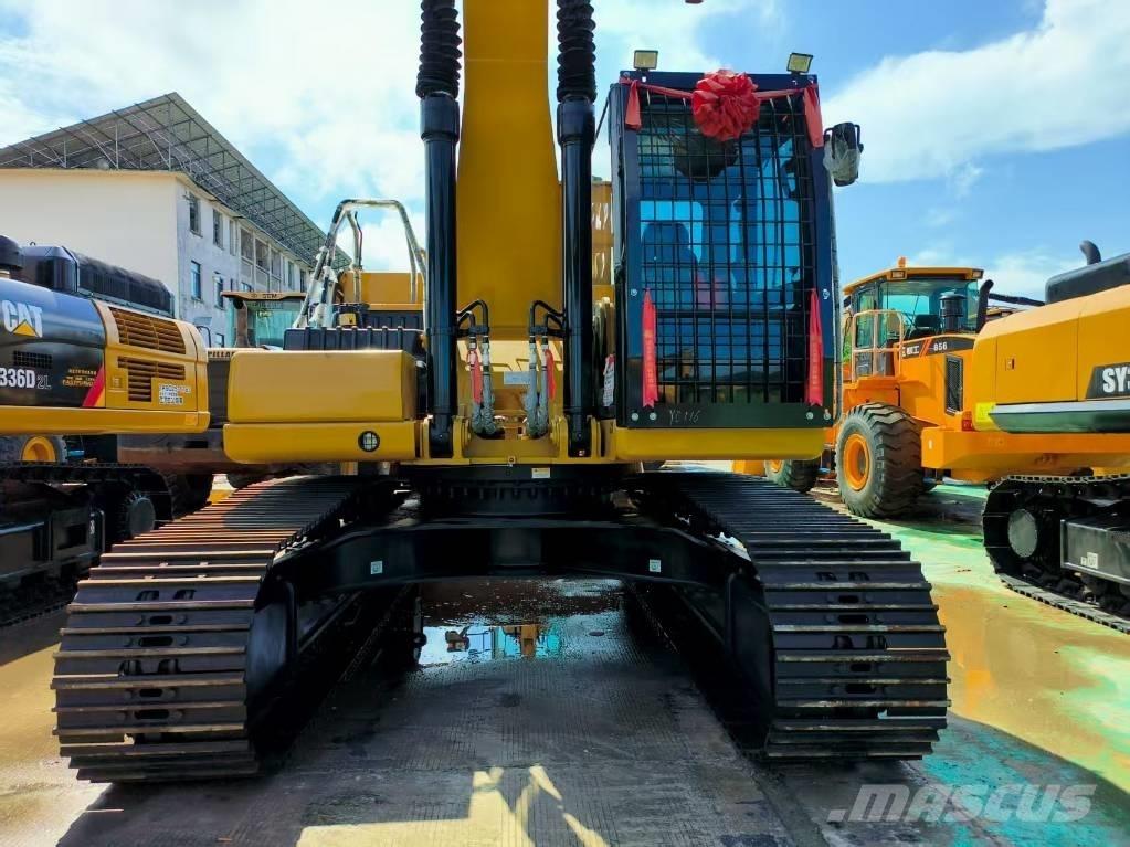 CAT 330 Roomikekskavaatorid