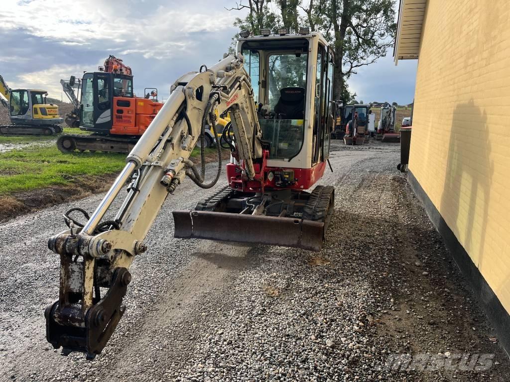 Takeuchi TB 225 Miniekskavaatorid < 7 t