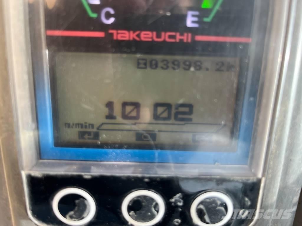 Takeuchi TB 225 Miniekskavaatorid < 7 t