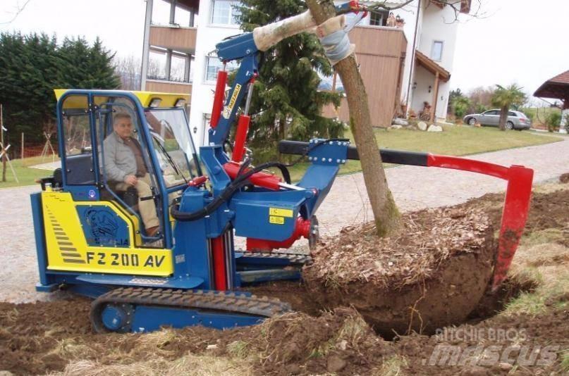  Pazzaglia FZ 200 AV Muu kommunaaltehnika