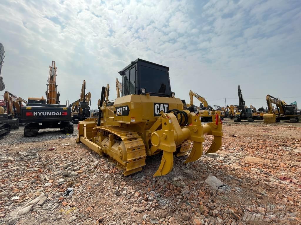 CAT D 7 G Roomikekskavaatorid