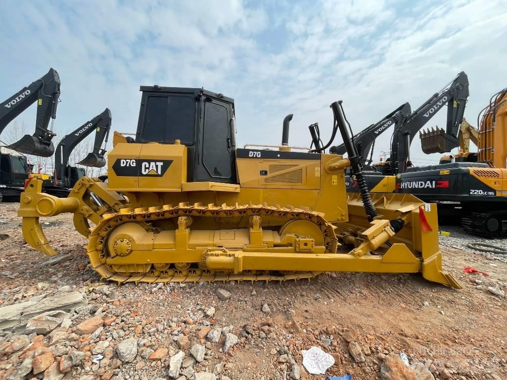 CAT D 7 G Roomikekskavaatorid