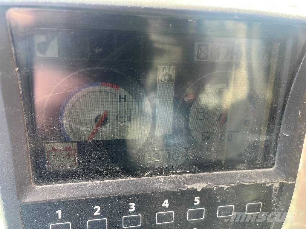 Hitachi ZX 210 LC-3 Roomikekskavaatorid