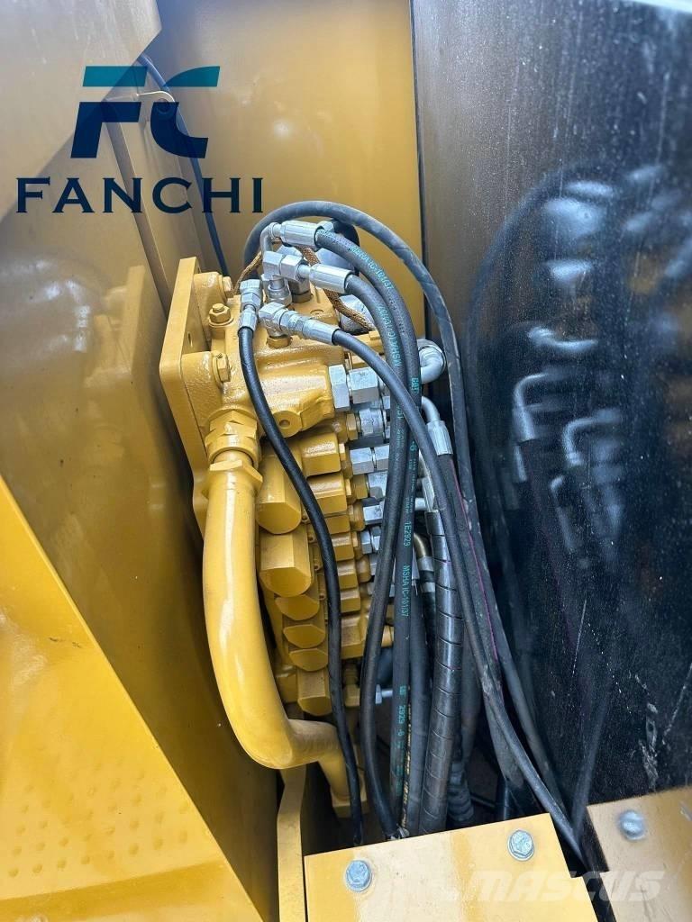 CAT CAT306e2 Roomikekskavaatorid
