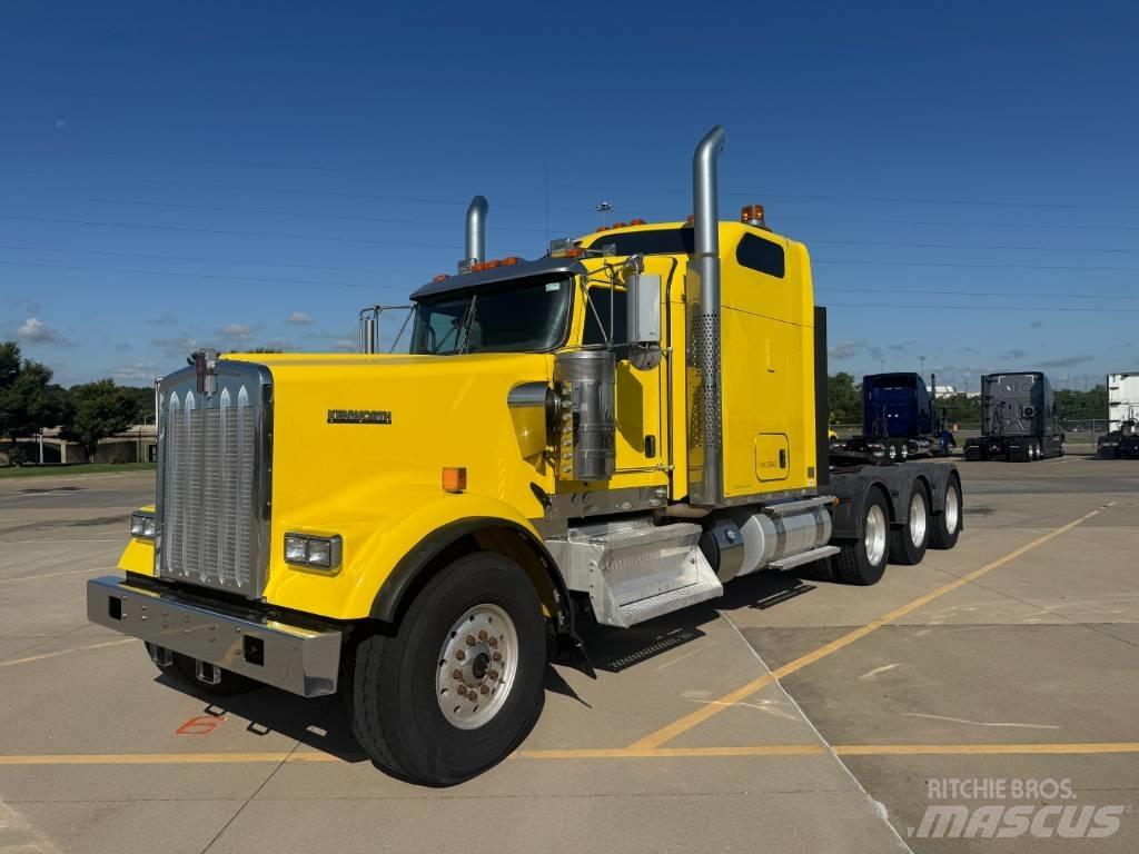 Kenworth W 900 Sadulveokid