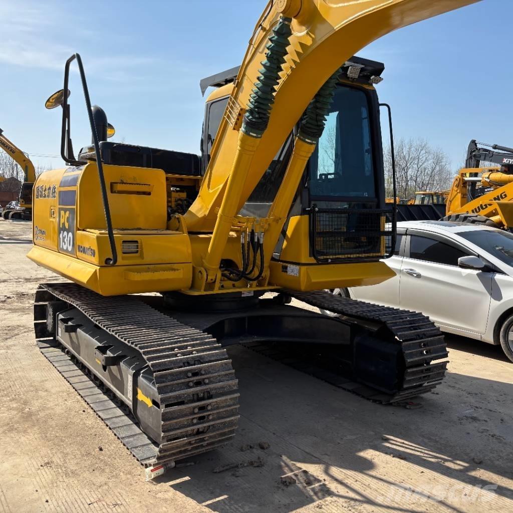 Komatsu PC 130 Väikeekskavaatorid 7t-12t